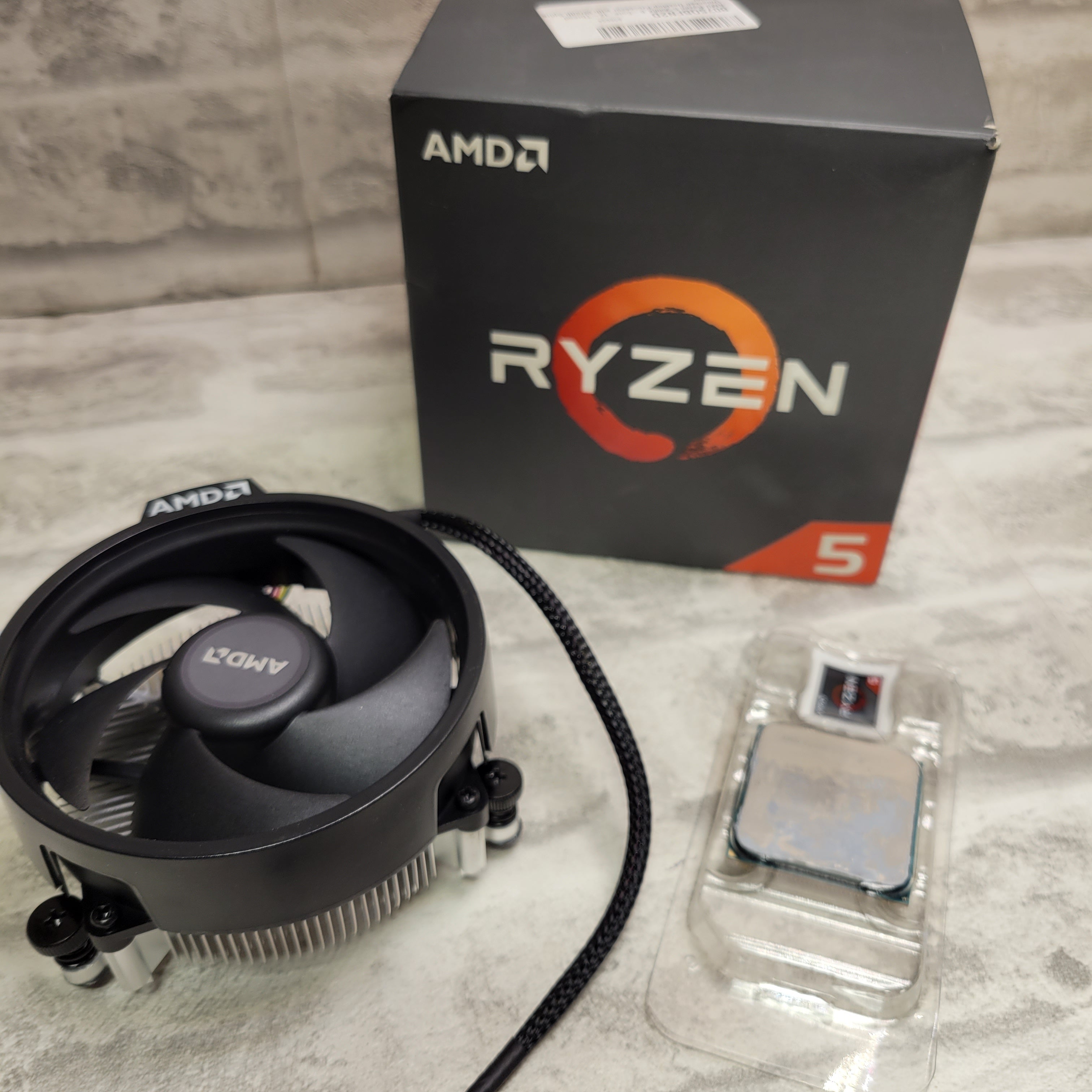 AMD Ryzen 5 2600 Processor with Wraith Stealth Cooler - YD2600BBAFBOX (7735316840686)